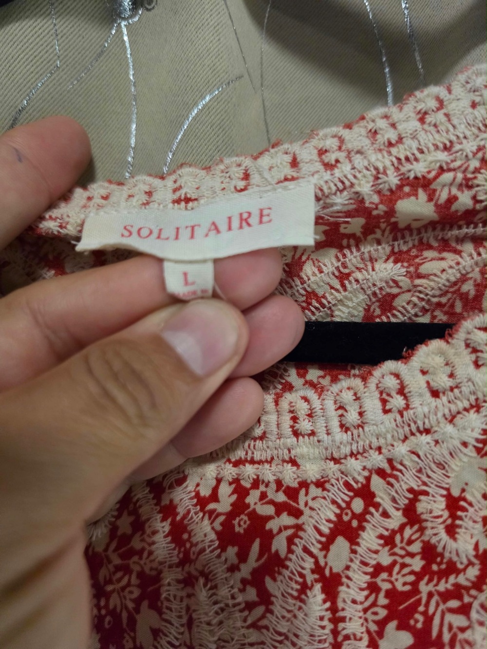 SOLITAIRE by Anthropologie Red & Cream Embroidered Top – Size M, Lg - Picture 4 of 5